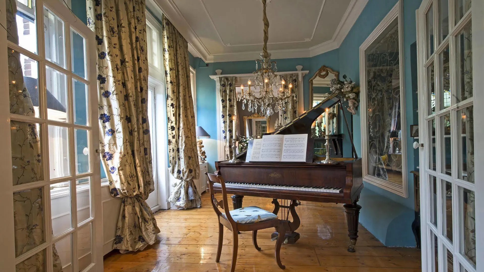לינה וארוחת בוקר אמסטרדם Breitner House הולנד